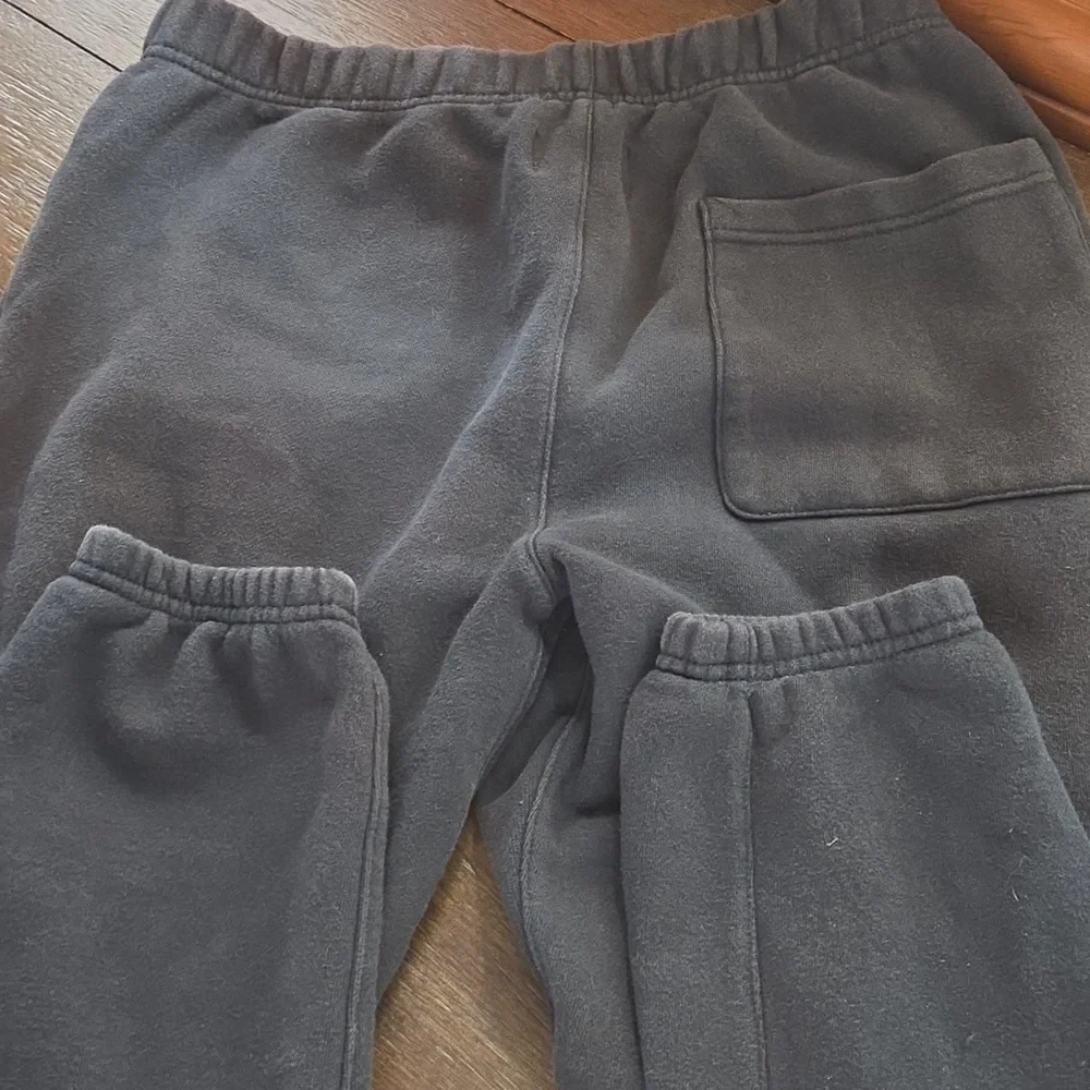 Essentials Sweatpants - Picture 2 of 5